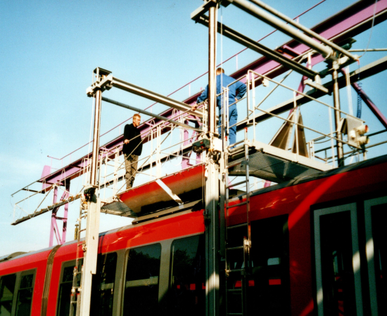 2 Kombi-Hubarbeitsbühnen, die auch separat funktionieren